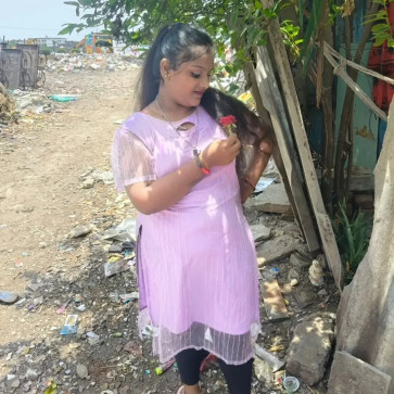 Reya, 23, India