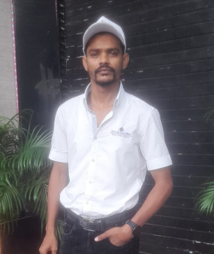 Mushtaque Sayyed, 24, India