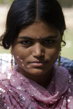 Gojo Ki Bhen, 18, India
