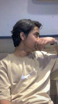 Zaid, 19, India