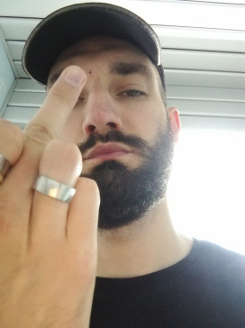 Father Malizen, 29, Russian Federation