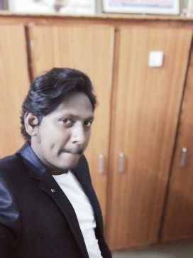 John, 20, India