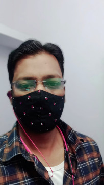 Abhi, 38, India