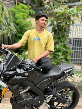 Abhi, 19, India