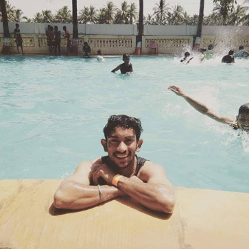 Sam, 32, India