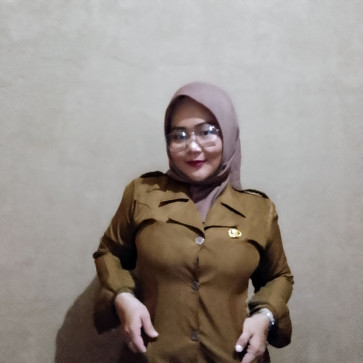 Gita, 26, Indonesia