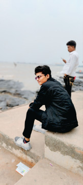 Zehan Khan, 20, India