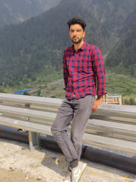 Zaid, 19, India