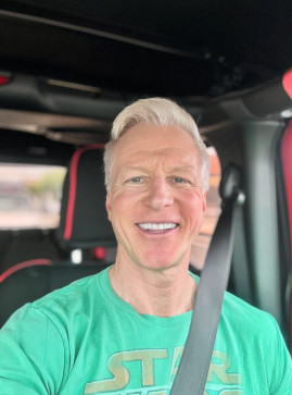 Chris, 53, United States