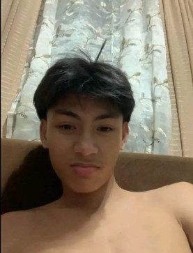 Xiori Bro, 18, Indonesia