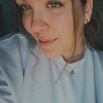 Carrera, 18, Canada