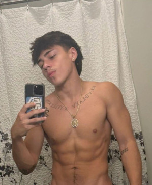 Jordan, 21, United States