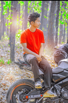 Amarjit Lugun, 18, India