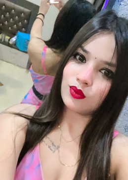 Priya, 24, India