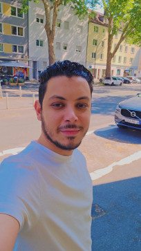 Rock, 30, Germany