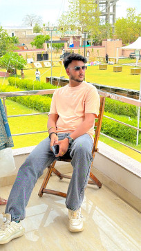 Sumit, 18, India