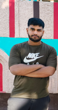 Vansh Thakur, 18, India