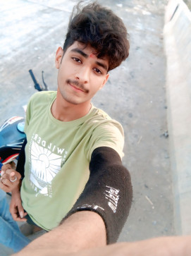 Royal_bairagi_1437, 18, India