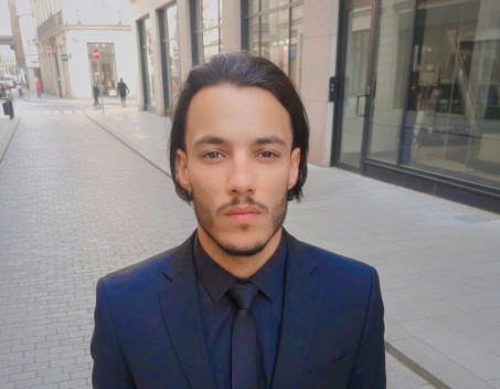 TAREk FASsEk, 29, Algeria