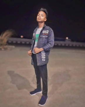 Sahilkumar, 18, India