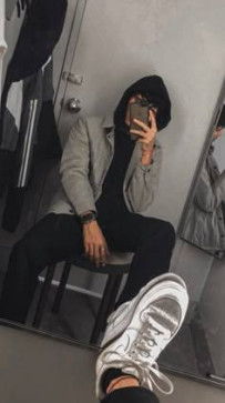 Easypeasy, 25, India