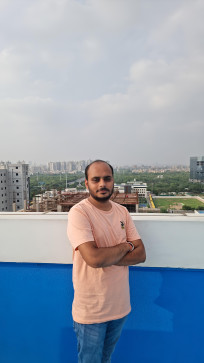 Anuj, 23, India