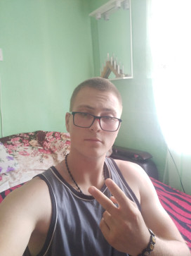 Tania Perju, 18, Romania