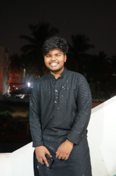 Akrit, 18, India