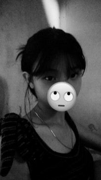 Mae Pascual, 18, Philippines