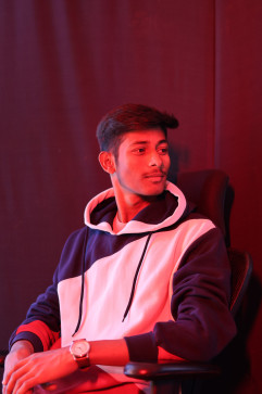 ANIKET PATEL, 20, India