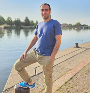 R, 29, Germany