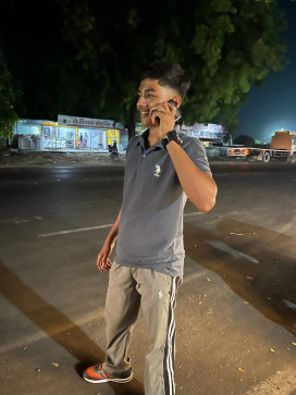 Gully Boy, 18, India