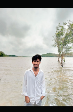 Zainmalik M, 21, India