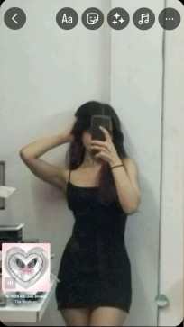 Lily, 19, India