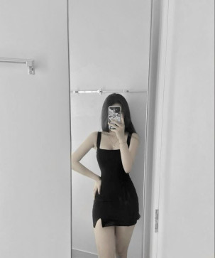 Lily, 19, India