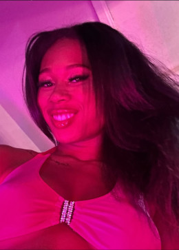 Stella, 35, United States