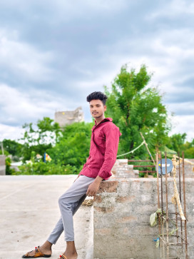 Vaibhav Khandare, 22, India