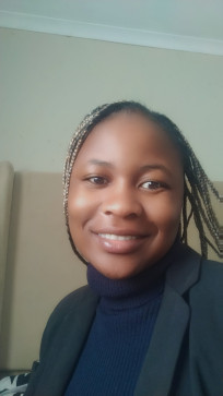 Emma, 29, South Africa