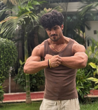 Aayush, 28, India