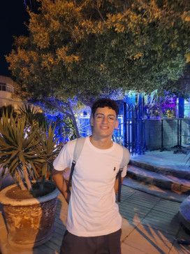 Raed, 18, Tunisia