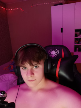 Matthew, 18, Poland