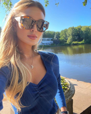 Anna, 37, United States