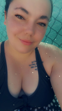 Queenie, 28, United States