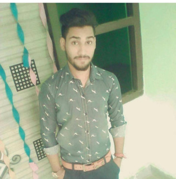 Ankit, 18, India