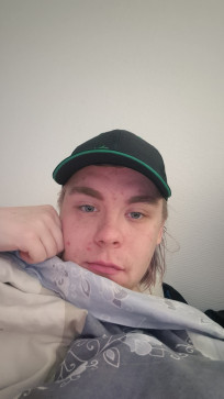 Miro, 26, Finland