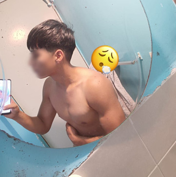 Elchamako, 18, United States