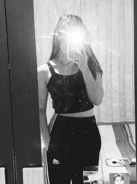 Liannegrave, 19, India