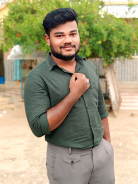 Ashraf, 21, India