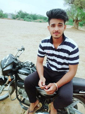 Love, 22, India