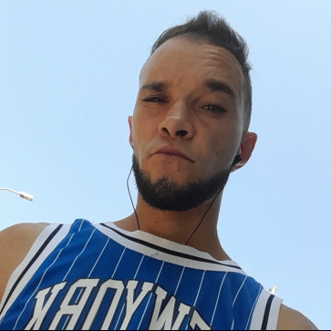 Hakunna Vlb, 25, Portugal